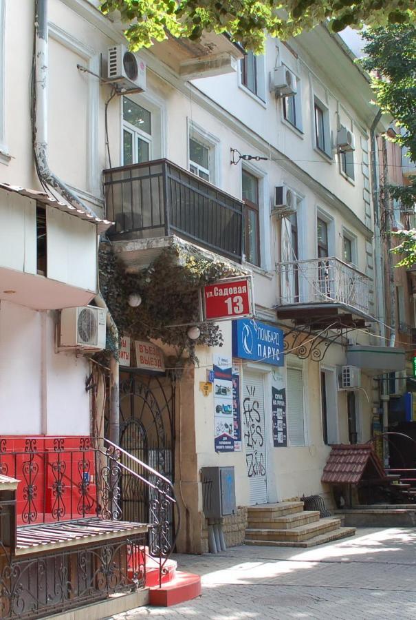 Садовая-Дерибасовская Apartment Odesa Exterior photo